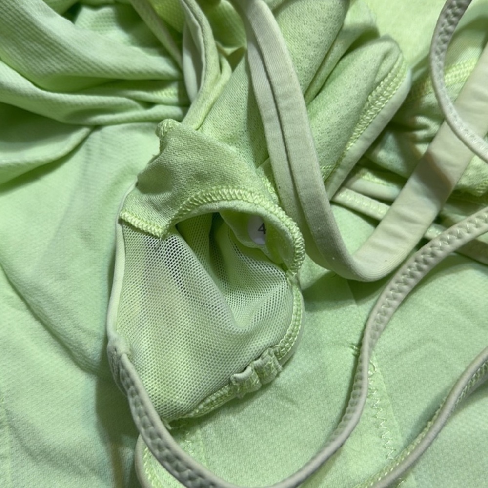 Lululemon top - Picture 3 of 4